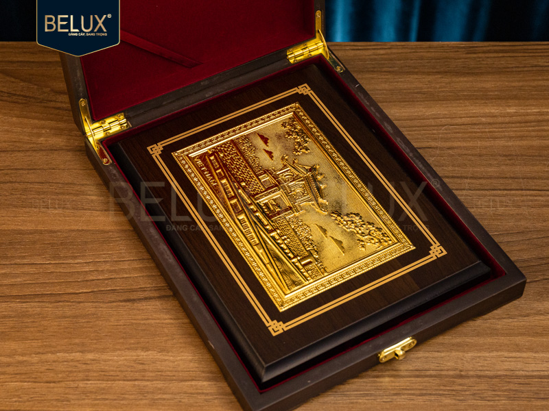 Hộp tranh Khuê Văn Các bằng đồng 22x17cm mạ vàng 24k